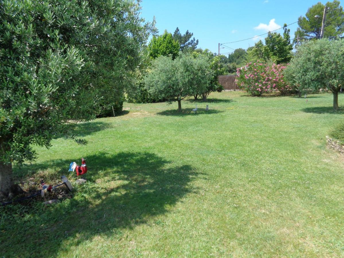 L'Eolyre Bed & Breakfast La Motte-d'Aigues Bagian luar foto