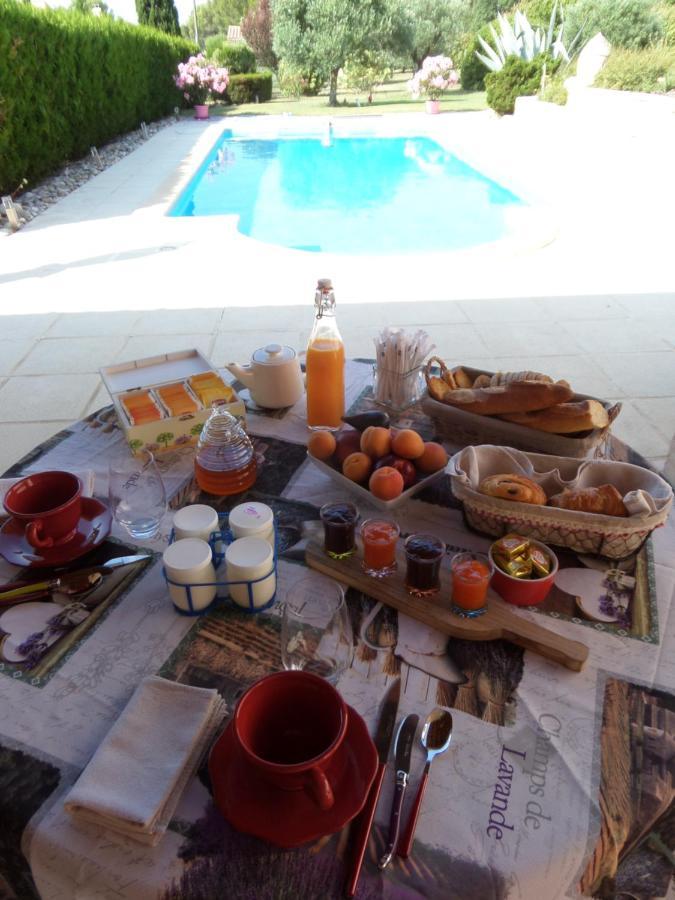 L'Eolyre Bed & Breakfast La Motte-d'Aigues Bagian luar foto